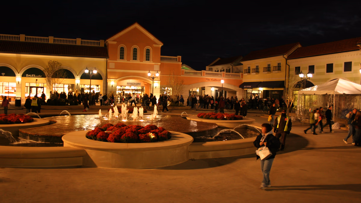 Tanger Outlets Deer Park